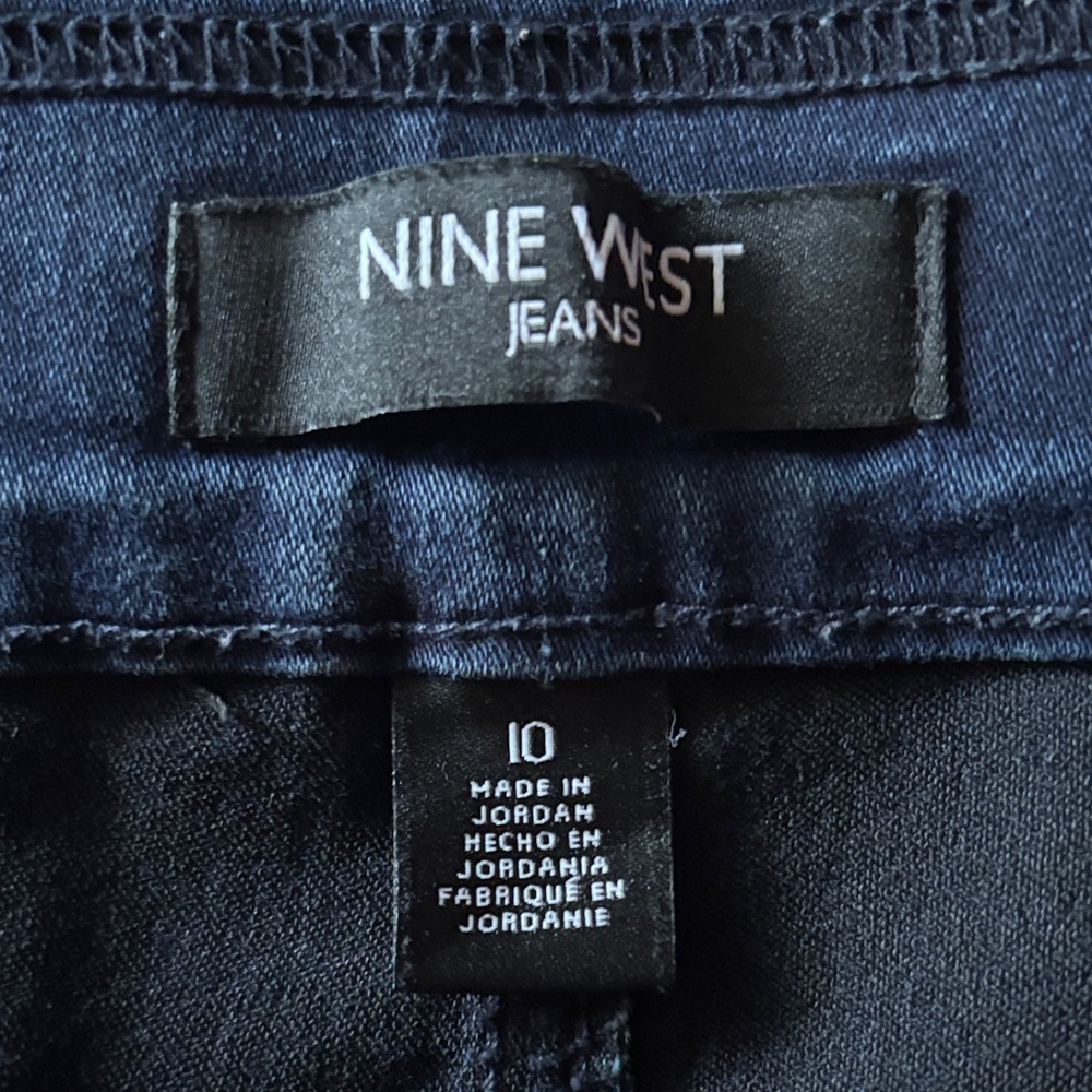 Nine West Pull On Skinny Jeans - Picture 3 of 7